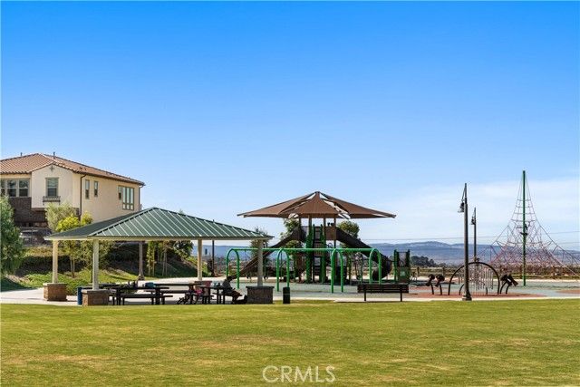 207 Winterbrook, Lake Forest (el Toro), CA 92610