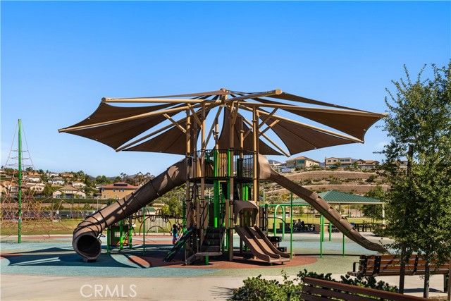 207 Winterbrook, Lake Forest (el Toro), CA 92610