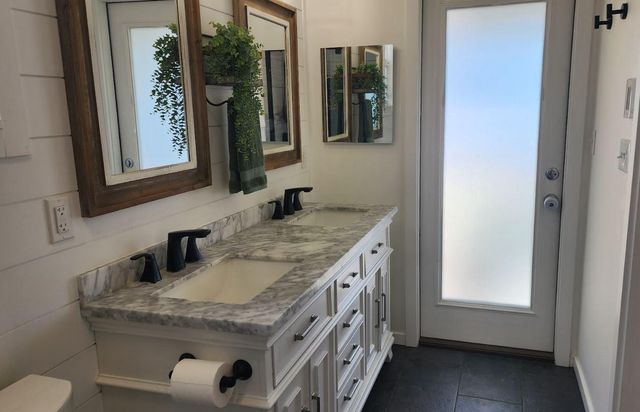 14370 E Prospect Pl, Lockeford, CA 95237