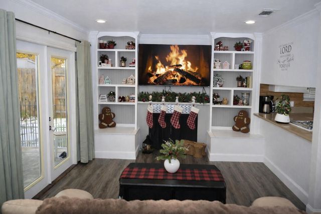 14370 E Prospect Pl, Lockeford, CA 95237