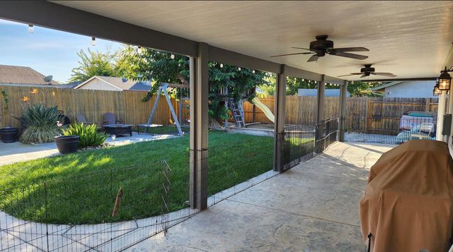 14370 E Prospect Pl, Lockeford, CA 95237