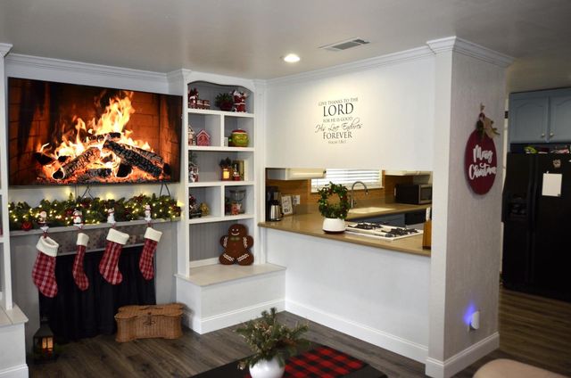 14370 E Prospect Pl, Lockeford, CA 95237