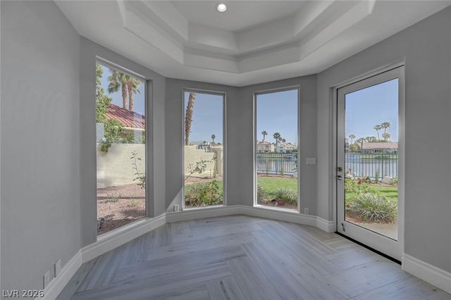 8100 Tiara Cove Circle, Las Vegas, NV 89128