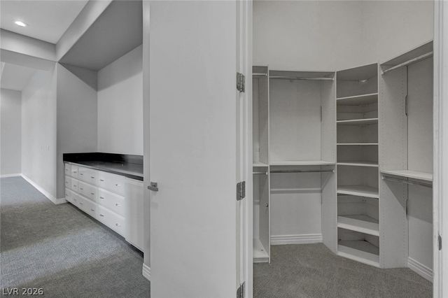 8100 Tiara Cove Circle, Las Vegas, NV 89128