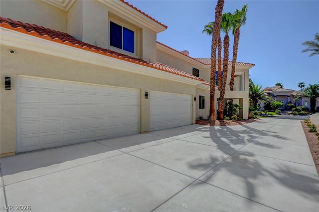 8100 Tiara Cove Circle, Las Vegas, NV 89128