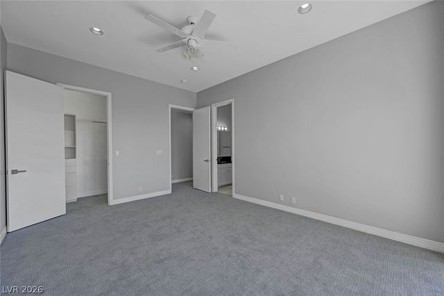 8100 Tiara Cove Circle, Las Vegas, NV 89128