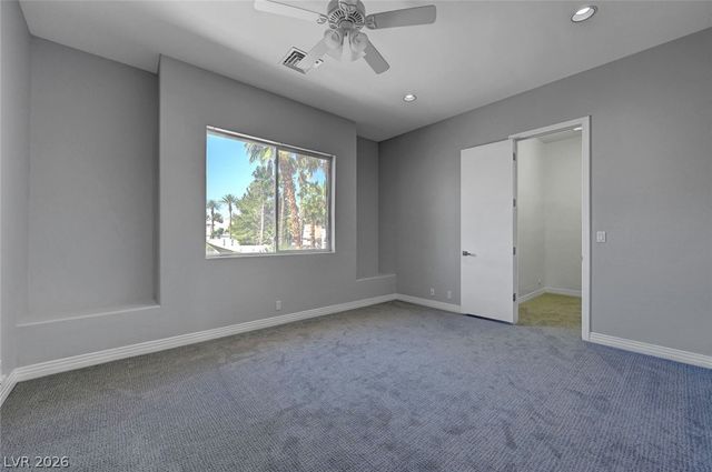 8100 Tiara Cove Circle, Las Vegas, NV 89128