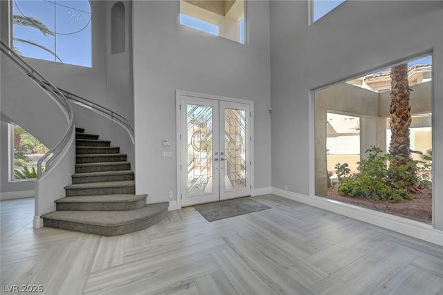 8100 Tiara Cove Circle, Las Vegas, NV 89128
