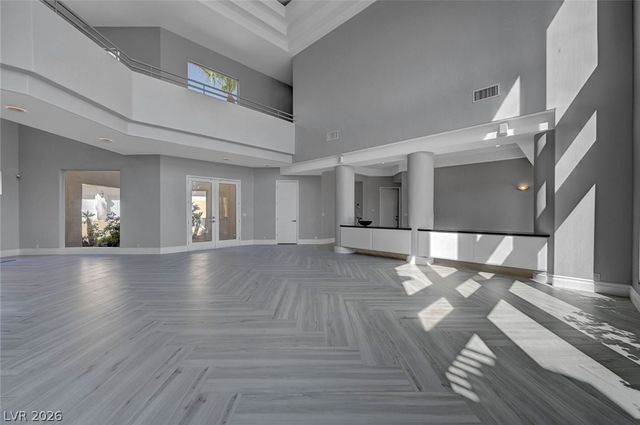 8100 Tiara Cove Circle, Las Vegas, NV 89128