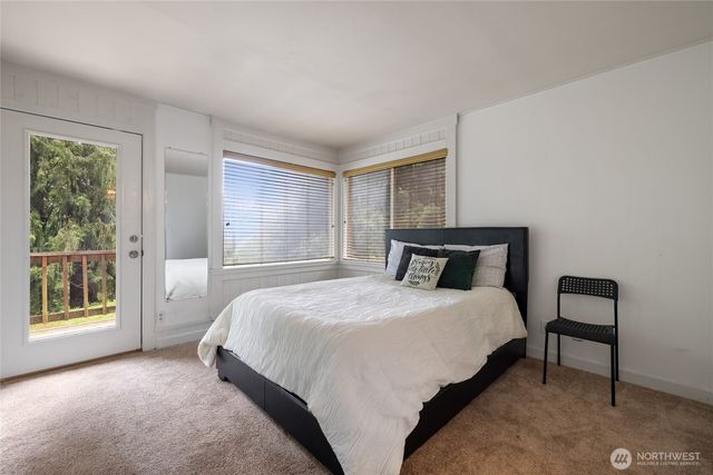 17426 SE 60th Street, Bellevue, WA 98006