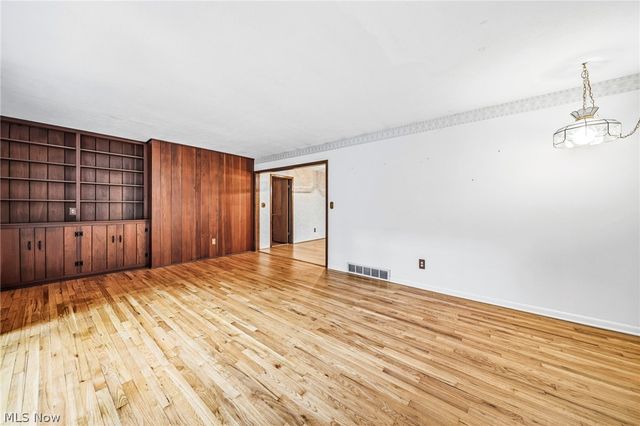 11565 Wilbert Road, Chardon, OH 44024