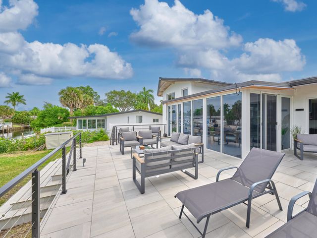 2426 Key Largo Lane, Fort Lauderdale, FL 33312