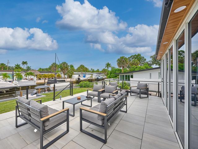 2426 Key Largo Lane, Fort Lauderdale, FL 33312