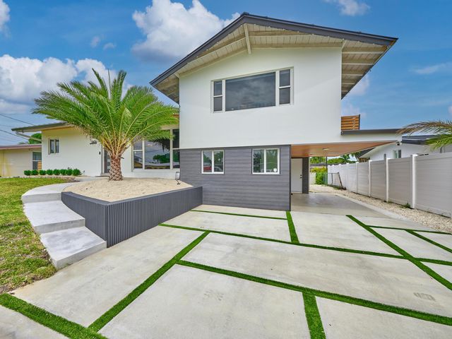 2426 Key Largo Lane, Fort Lauderdale, FL 33312