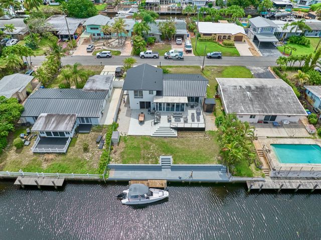 2426 Key Largo Lane, Fort Lauderdale, FL 33312
