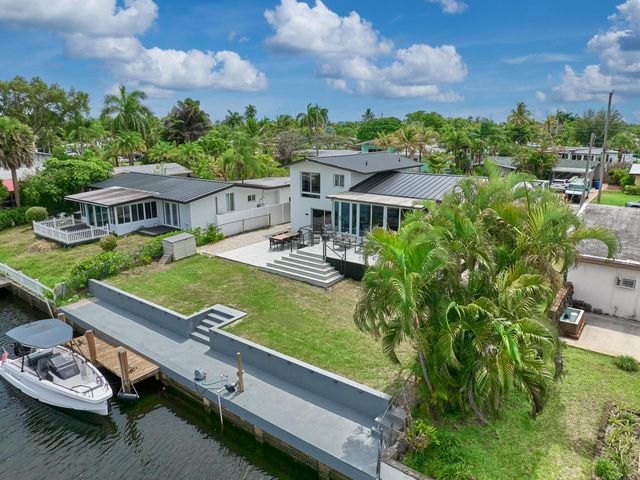 2426 Key Largo Lane, Fort Lauderdale, FL 33312