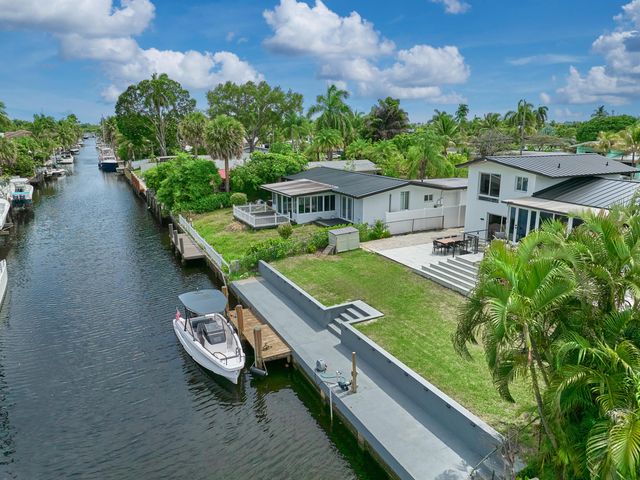 2426 Key Largo Lane, Fort Lauderdale, FL 33312