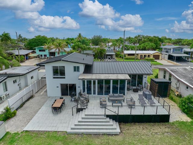 2426 Key Largo Lane, Fort Lauderdale, FL 33312
