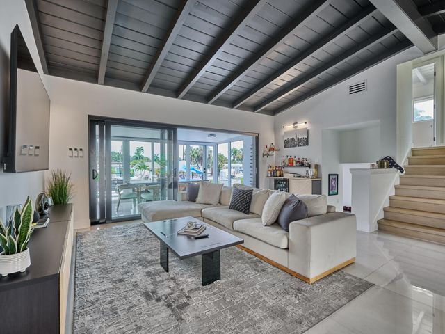 2426 Key Largo Lane, Fort Lauderdale, FL 33312