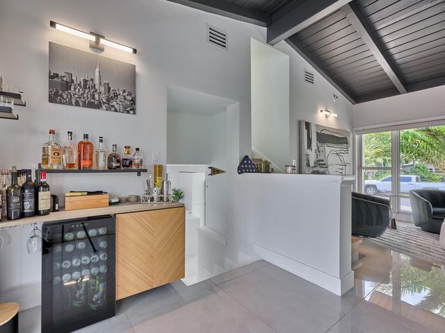 2426 Key Largo Lane, Fort Lauderdale, FL 33312