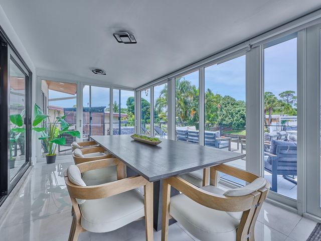 2426 Key Largo Lane, Fort Lauderdale, FL 33312