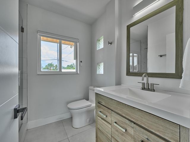 2426 Key Largo Lane, Fort Lauderdale, FL 33312