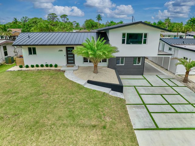 2426 Key Largo Lane, Fort Lauderdale, FL 33312