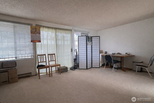 8803 23rd Avenue NE, Seattle, WA 98115