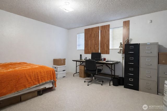 8803 23rd Avenue NE, Seattle, WA 98115