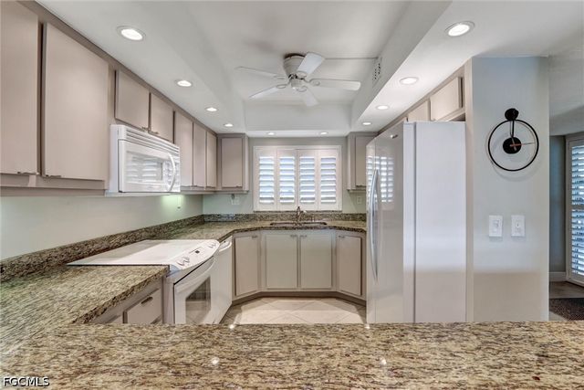 4574 Trawler CT 202, Fort Myers, FL 33919