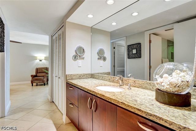 4574 Trawler CT 202, Fort Myers, FL 33919
