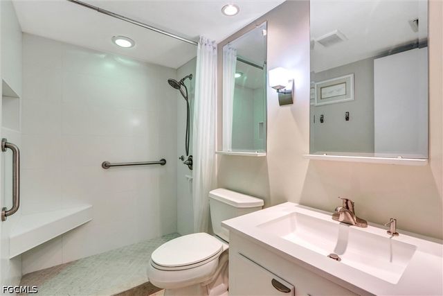4574 Trawler CT 202, Fort Myers, FL 33919