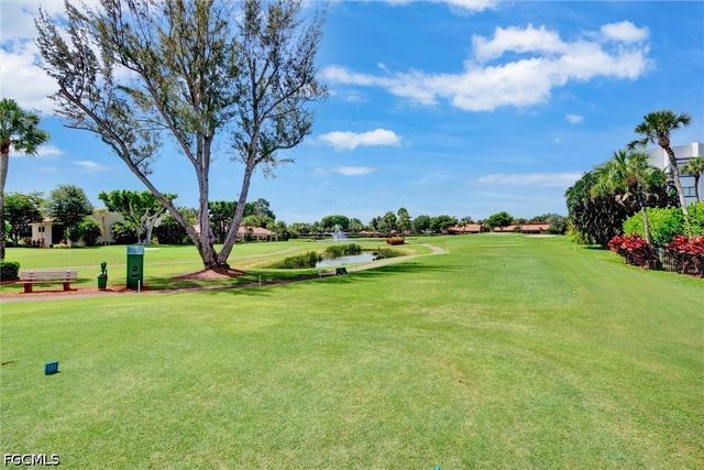4574 Trawler CT 202, Fort Myers, FL 33919