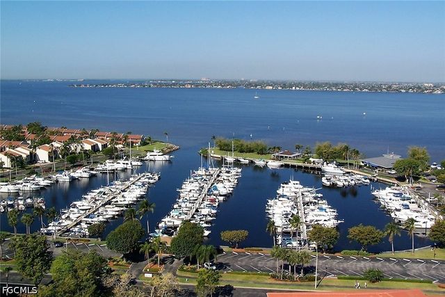 4574 Trawler CT 202, Fort Myers, FL 33919