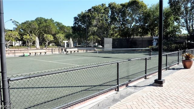4574 Trawler CT 202, Fort Myers, FL 33919