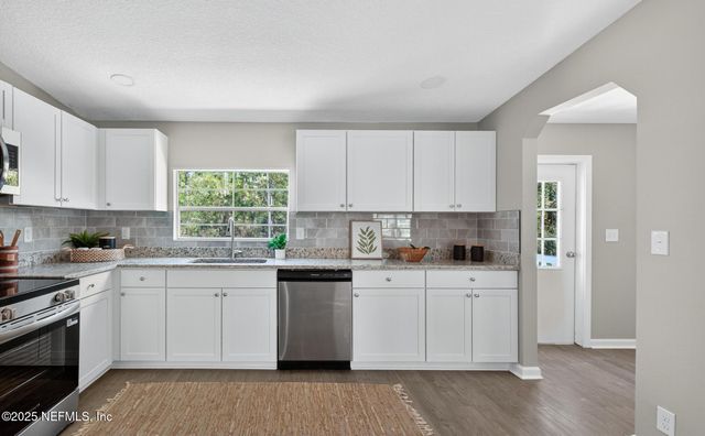 10350 CROTTY Avenue, Hastings, FL 32145