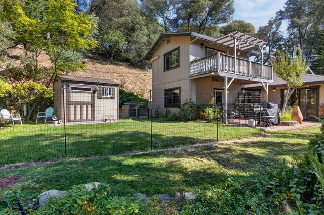 2120 Oak Leaf Ct, Placerville, CA 95667