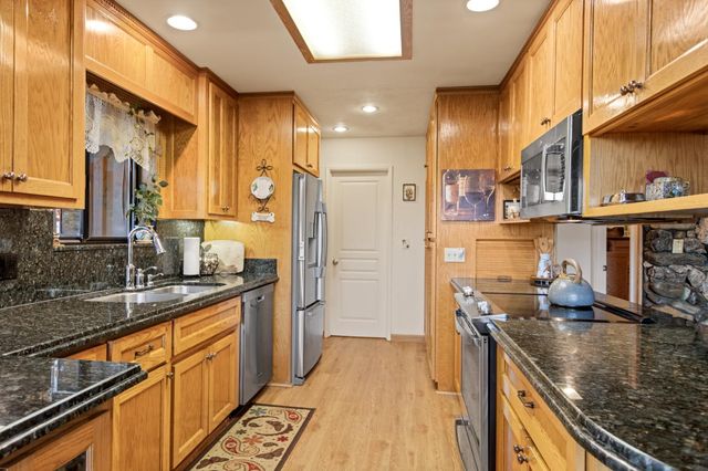 2120 Oak Leaf Ct, Placerville, CA 95667