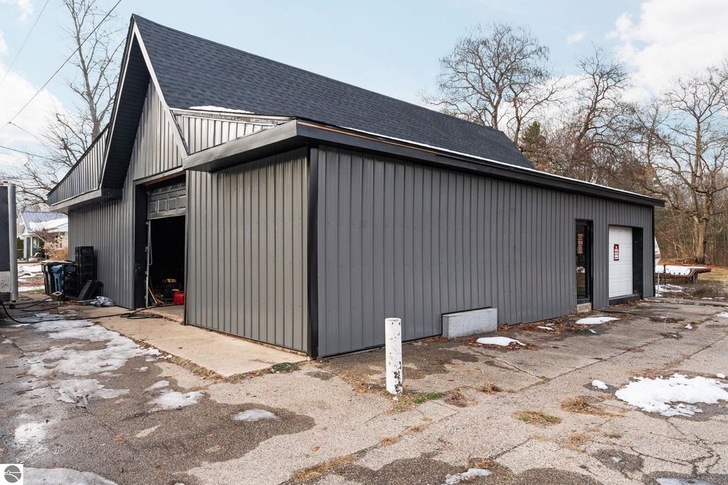 Image 17 of property listing at 11316 W M-179, Middleville, MI 49333