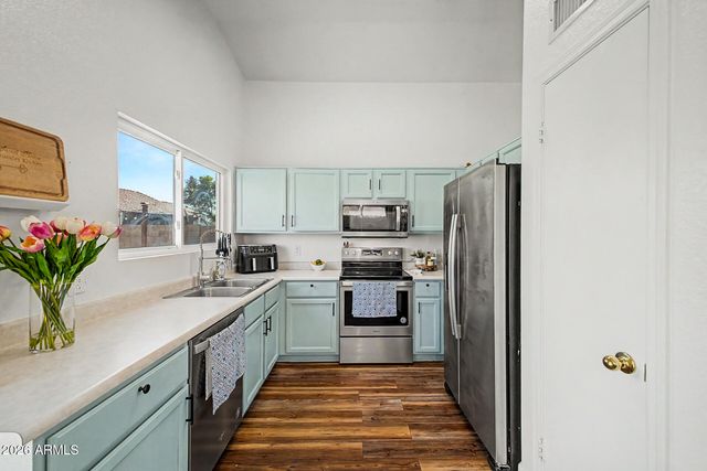 3715 W CHAMA Drive, Glendale, AZ 85310