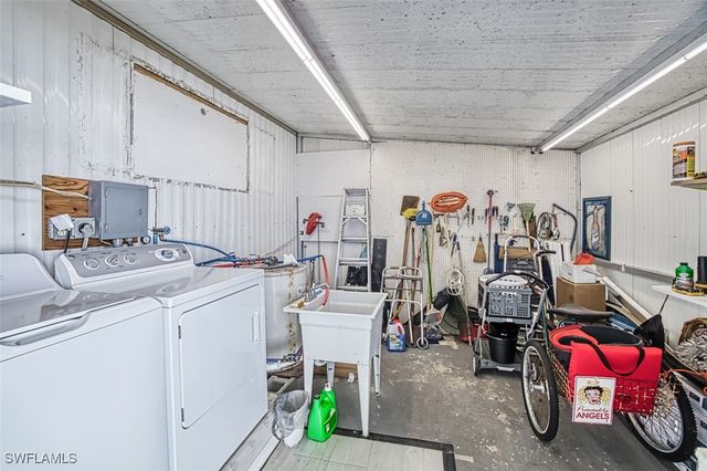 114 Moorhead MNR 114, Naples, FL 34112