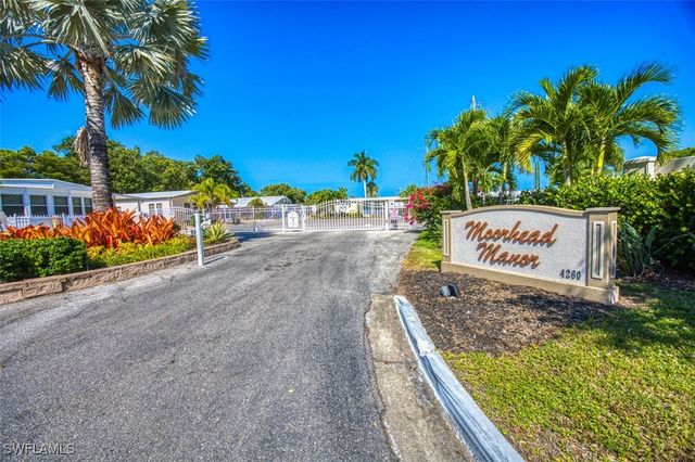 114 Moorhead MNR 114, Naples, FL 34112