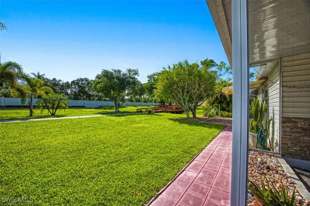114 Moorhead MNR 114, Naples, FL 34112
