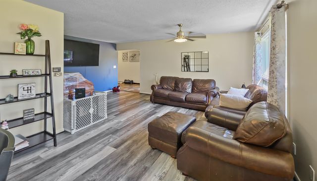 6089 N Seymour Road, Flushing, MI 48433