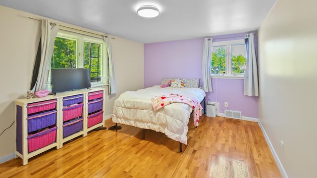 6089 N Seymour Road, Flushing, MI 48433