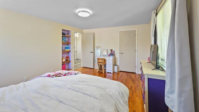 6089 N Seymour Road, Flushing, MI 48433