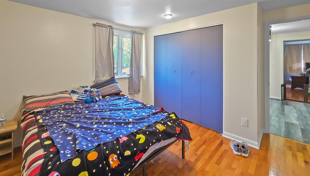 6089 N Seymour Road, Flushing, MI 48433