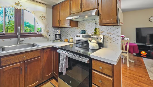 6089 N Seymour Road, Flushing, MI 48433