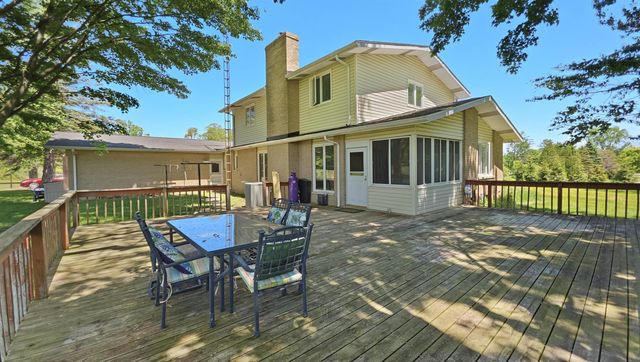 6089 N Seymour Road, Flushing, MI 48433