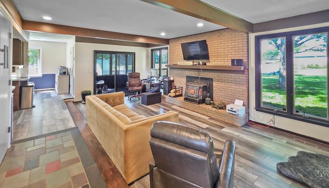 6089 N Seymour Road, Flushing, MI 48433